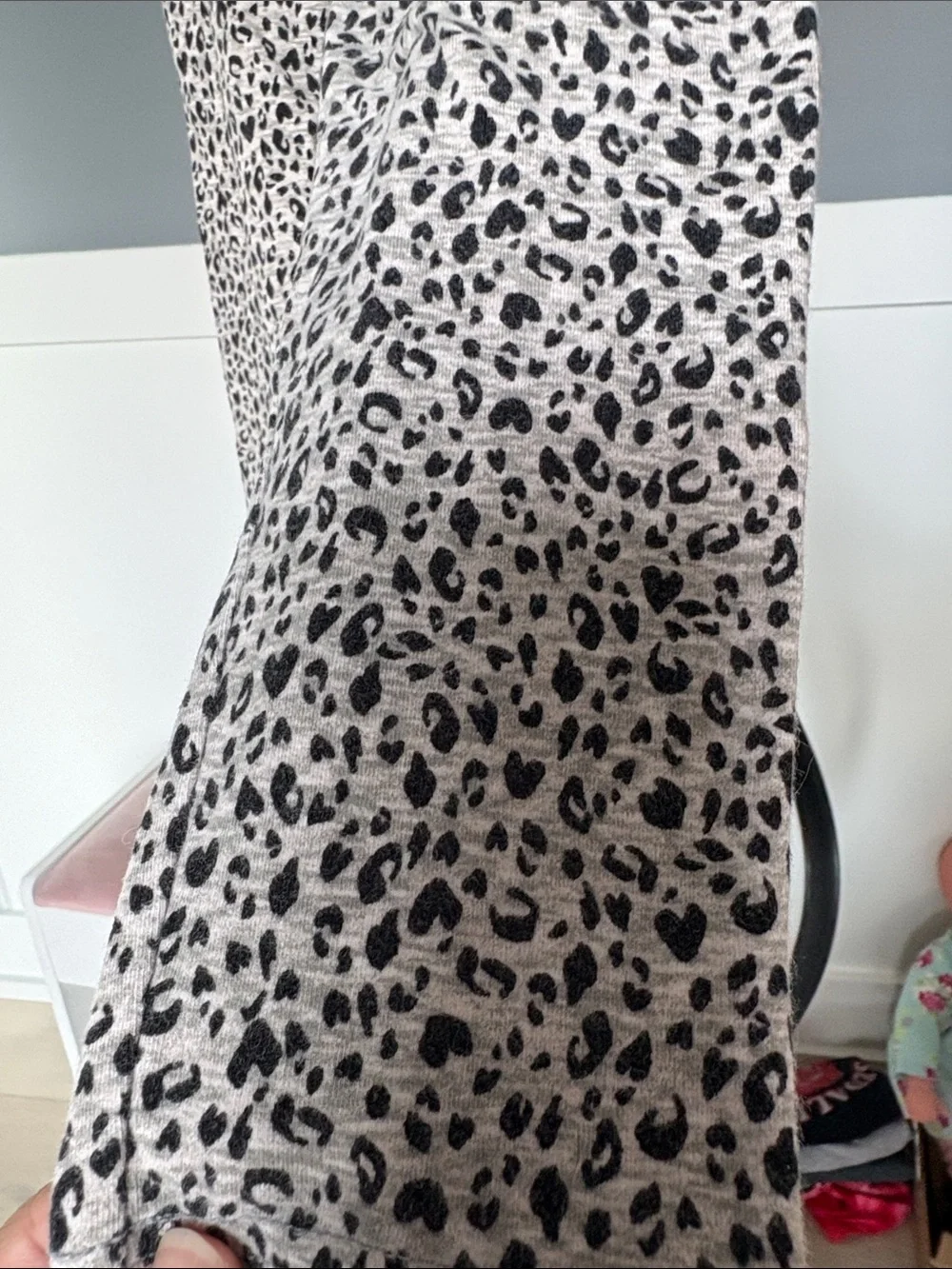 Old Navy Gray and Black Leopard Print Leggings